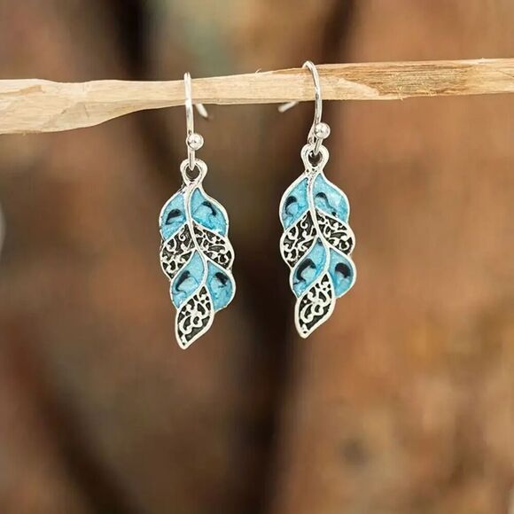 New - Leaf Design Dangle Earrings 925 Sterling Silver Plating - Picture 3 of 7